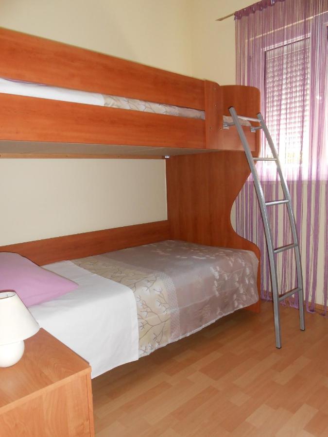 Studio Okrug Gornji 13859A Trogir Exterior photo